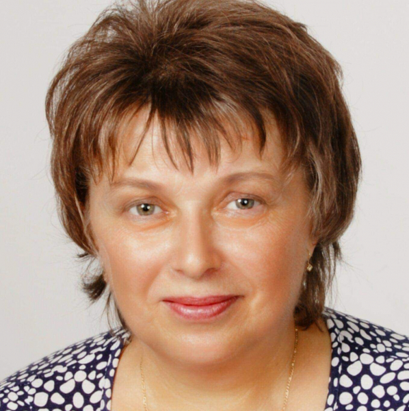 Ľudmila LAUROVÁ