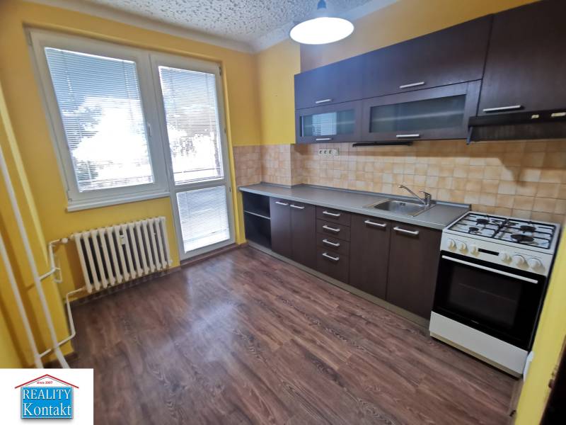 Kiadó 1 szobás lakás, 1 szobás lakás, Nové Zámky, Szlovákia