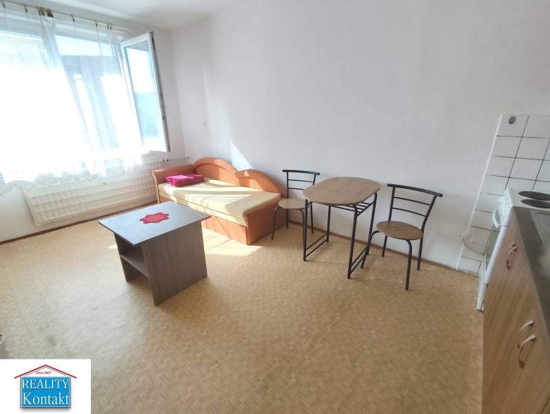 Kiadó Garzonlakás, Garzonlakás, Nové Zámky, Szlovákia