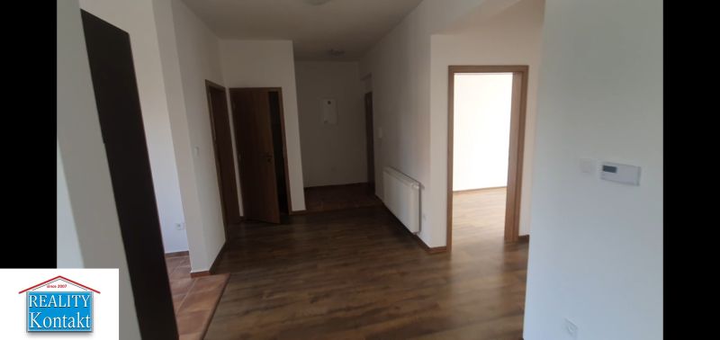Kiadó 3 szobás lakás, 3 szobás lakás, Sokolská, Nové Zámky, Szlovákia