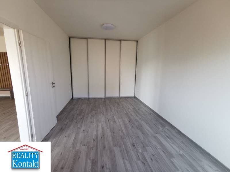 Kiadó 3 szobás lakás, 3 szobás lakás, Nové Zámky, Szlovákia