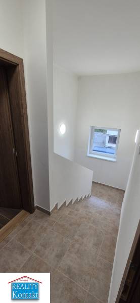 Kiadó 2 szobás lakás, 2 szobás lakás, Centrum, Nové Zámky, Szlovákia