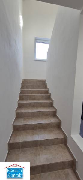 Kiadó 2 szobás lakás, 2 szobás lakás, Centrum, Nové Zámky, Szlovákia