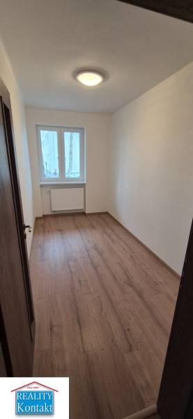 Kiadó 2 szobás lakás, 2 szobás lakás, Centrum, Nové Zámky, Szlovákia