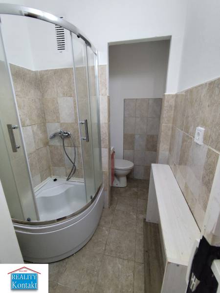 Kiadó Garzonlakás, Garzonlakás, Nové Zámky, Szlovákia