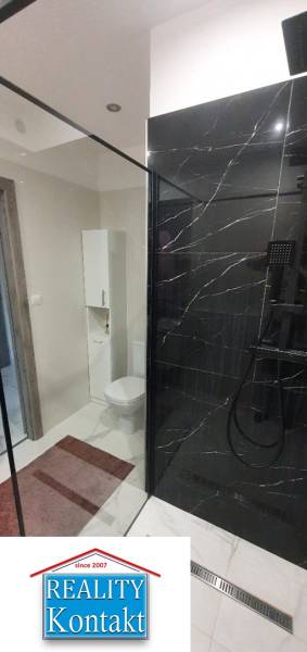 1 szobás lakás, kiadó, Nové Zámky, Szlovákia