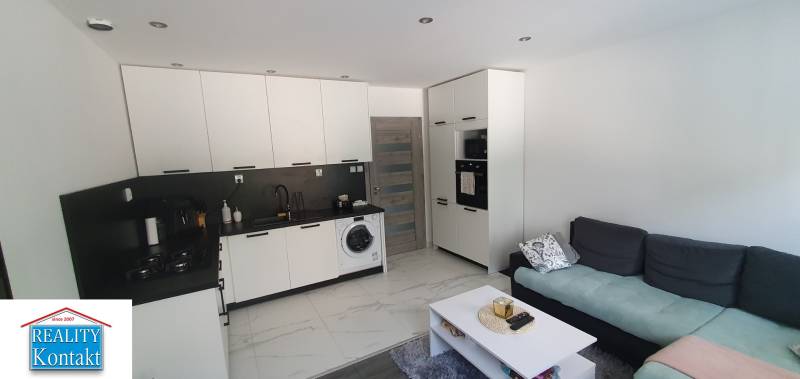 1 szobás lakás, kiadó, Nové Zámky, Szlovákia