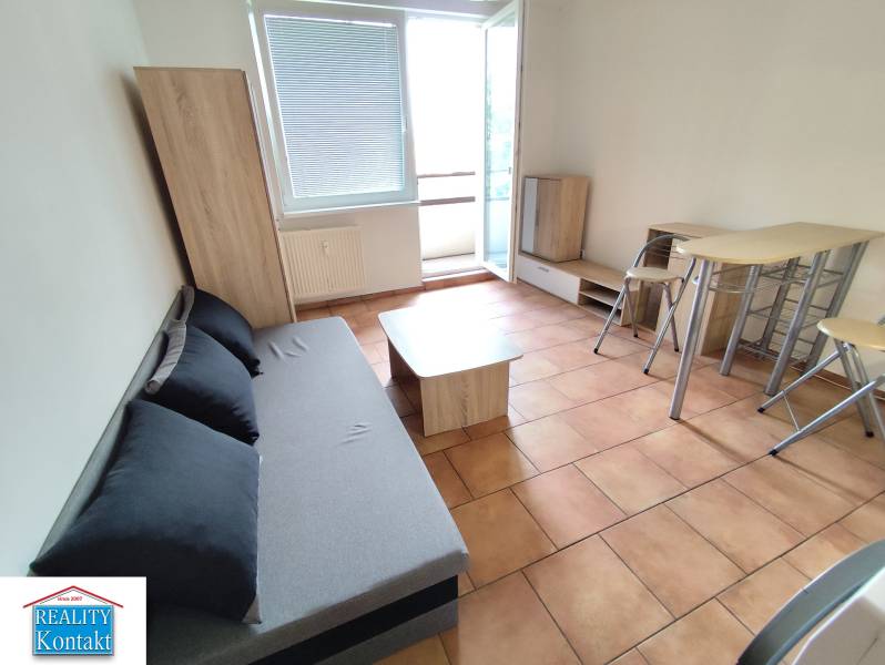 Kiadó Garzonlakás, Garzonlakás, Nové Zámky, Szlovákia