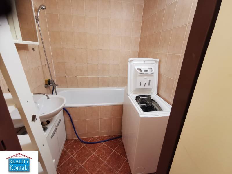 Kiadó 2 szobás lakás, 2 szobás lakás, Nové Zámky, Szlovákia