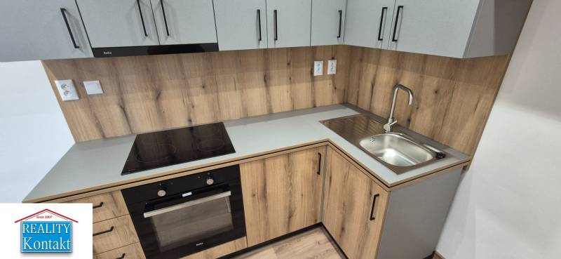 Kiadó 1 szobás lakás, 1 szobás lakás, Nové Zámky, Szlovákia