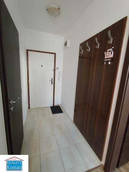 Kiadó 1 szobás lakás, 1 szobás lakás, Nové Zámky, Szlovákia