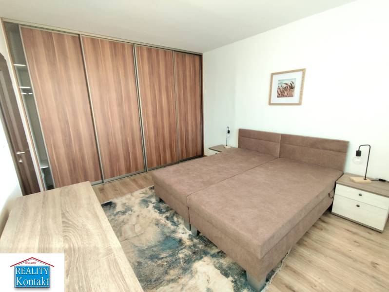 Kiadó 1 szobás lakás, 1 szobás lakás, Nové Zámky, Szlovákia