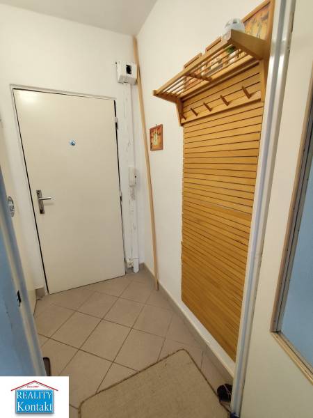 Kiadó 1 szobás lakás, 1 szobás lakás, Nové Zámky, Szlovákia