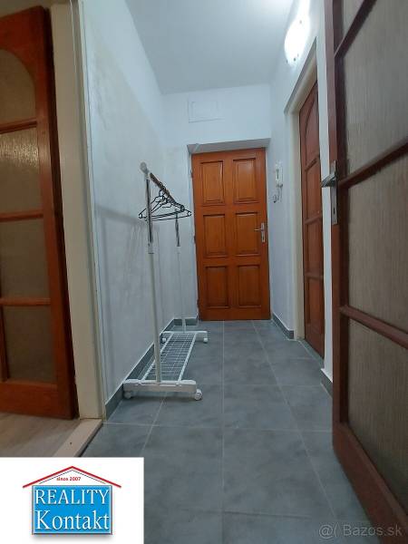 Kiadó 1 szobás lakás, 1 szobás lakás, Nové Zámky, Szlovákia