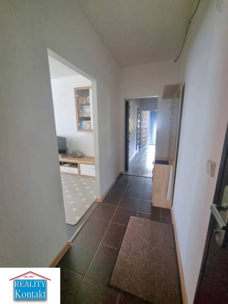 Kiadó 3 szobás lakás, 3 szobás lakás, M.R.Štefánika, Nové Zámky, Szlov