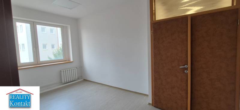 Kiadó Irodahelység, Irodahelység, Nové Zámky, Szlovákia