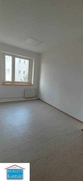 Kiadó Irodahelység, Irodahelység, Nové Zámky, Szlovákia