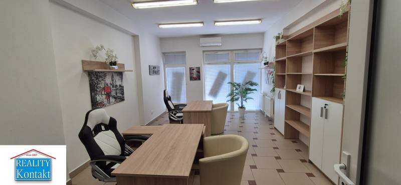 Kiadó Irodahelység, Irodahelység, M.R.Štefánika, Nové Zámky, Szlovákia