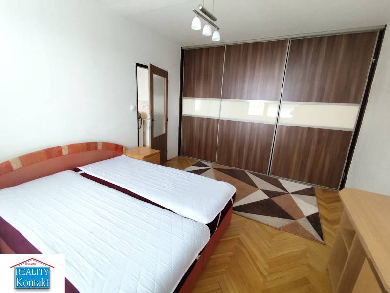 Kiadó 1 szobás lakás, 1 szobás lakás, Nové Zámky, Szlovákia