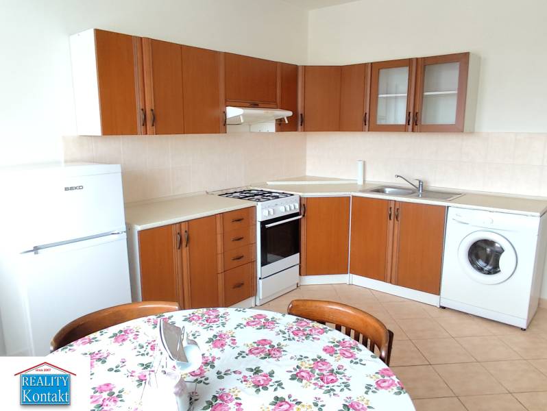 Kiadó 1 szobás lakás, 1 szobás lakás, Nové Zámky, Szlovákia