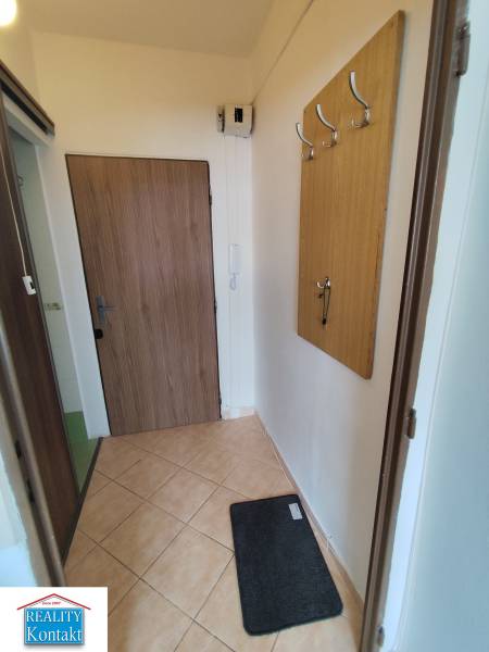 Kiadó 1 szobás lakás, 1 szobás lakás, Nové Zámky, Szlovákia