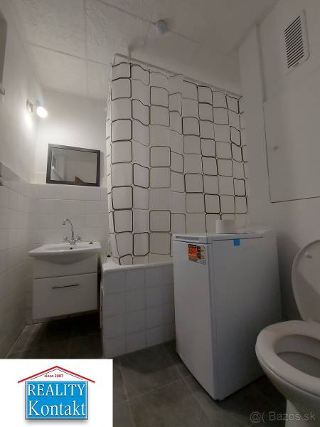 Eladó 1 szobás lakás, 1 szobás lakás, Nové Zámky, Szlovákia