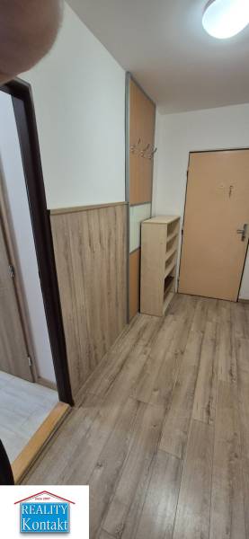 Kiadó 1 szobás lakás, 1 szobás lakás, Nové Zámky, Szlovákia