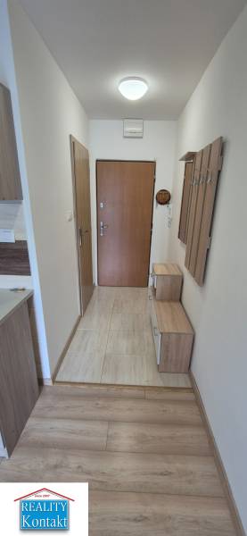 Kiadó 1 szobás lakás, 1 szobás lakás, Nové Zámky, Szlovákia