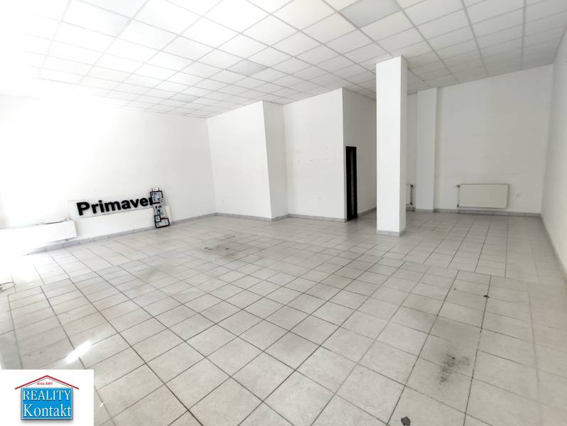 Kiadó Üzlethelység, Üzlethelység, Nové Zámky, Szlovákia