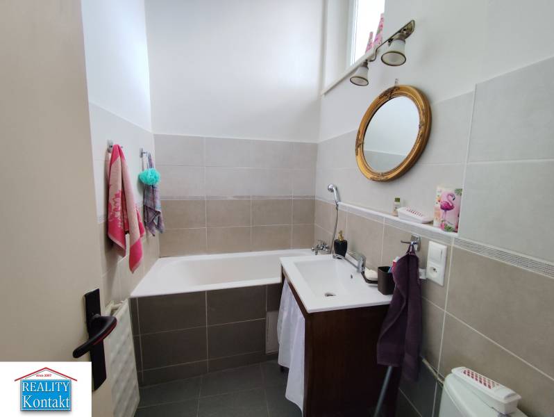 Kiadó 2 szobás lakás, 2 szobás lakás, Nové Zámky, Szlovákia