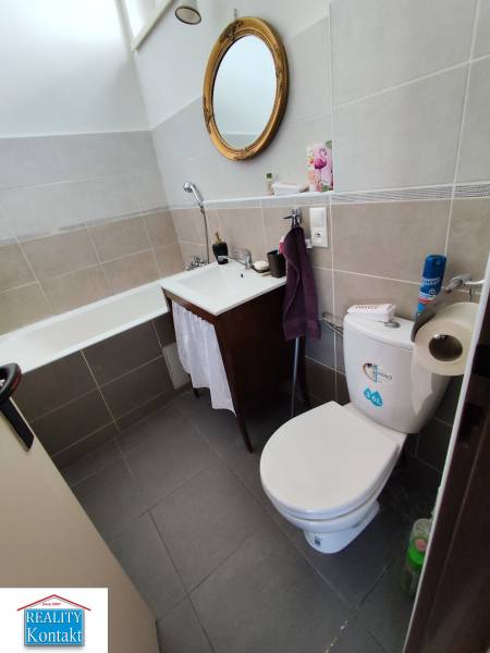 Kiadó 2 szobás lakás, 2 szobás lakás, Nové Zámky, Szlovákia