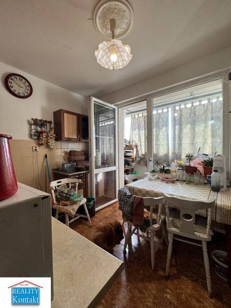 Eladó 2 szobás lakás, 2 szobás lakás, Vajanského , Nové Zámky, Szlovák