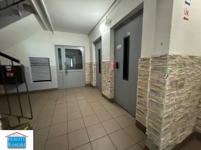 Eladó 2 szobás lakás, 2 szobás lakás, Vajanského , Nové Zámky, Szlovák