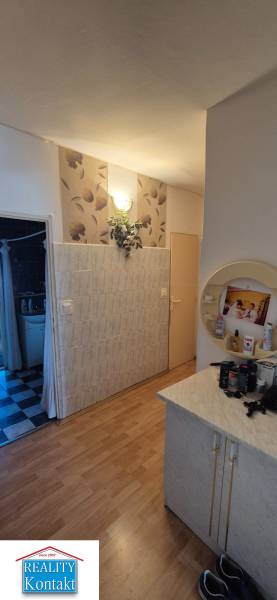 Eladó 4 szobás lakás, 4 szobás lakás, Ďorocká, Nové Zámky, Szlovákia