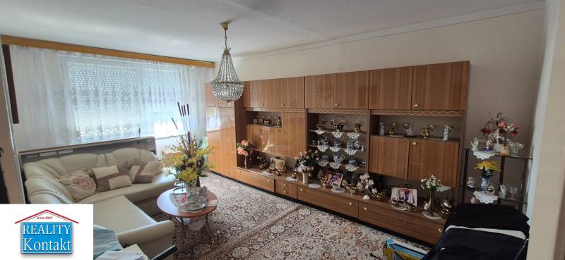 Eladó 4 szobás lakás, 4 szobás lakás, Ďorocká, Nové Zámky, Szlovákia