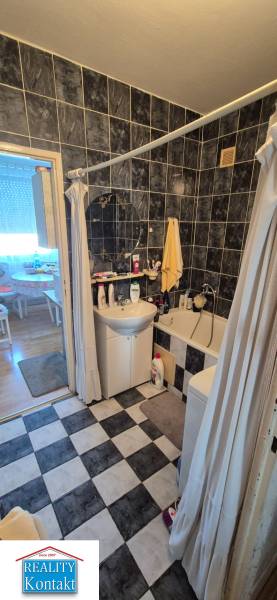 Eladó 4 szobás lakás, 4 szobás lakás, Ďorocká, Nové Zámky, Szlovákia