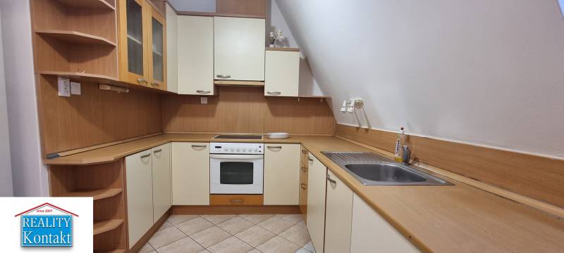 Kiadó 3 szobás lakás, 3 szobás lakás, Nové Zámky, Szlovákia