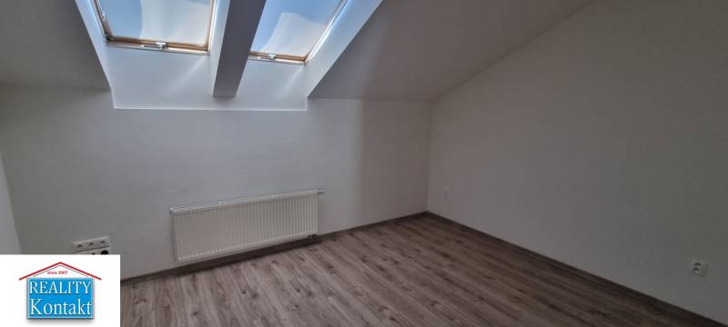 Kiadó 3 szobás lakás, 3 szobás lakás, Nové Zámky, Szlovákia