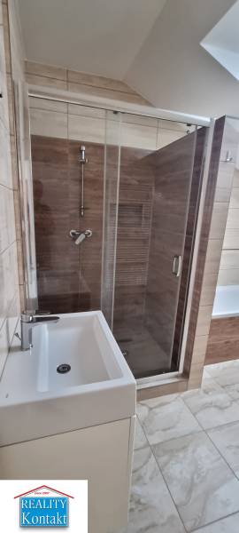 Kiadó 3 szobás lakás, 3 szobás lakás, Nové Zámky, Szlovákia