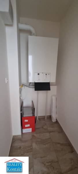 Kiadó 3 szobás lakás, 3 szobás lakás, Nové Zámky, Szlovákia