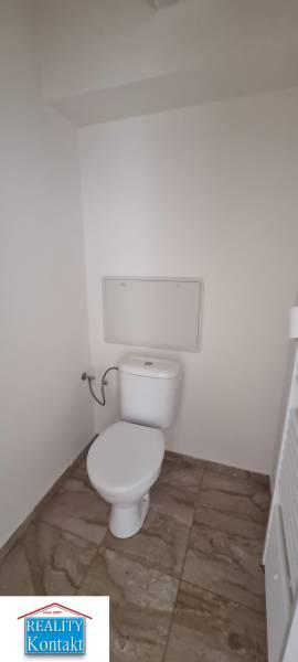 Kiadó 3 szobás lakás, 3 szobás lakás, Nové Zámky, Szlovákia