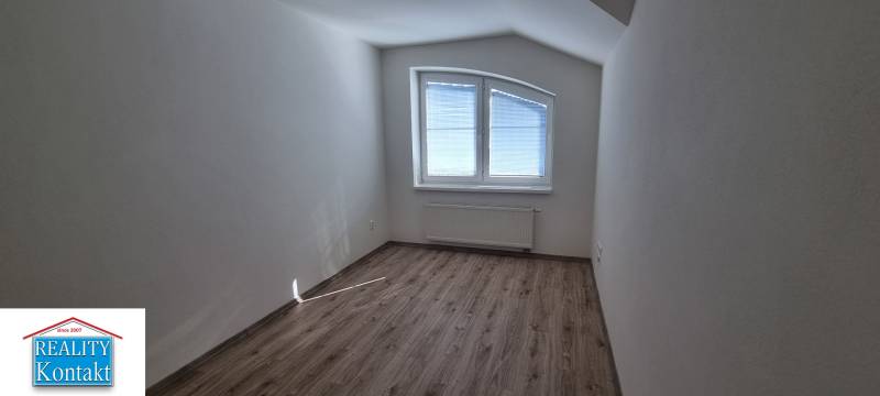 Kiadó 3 szobás lakás, 3 szobás lakás, Nové Zámky, Szlovákia