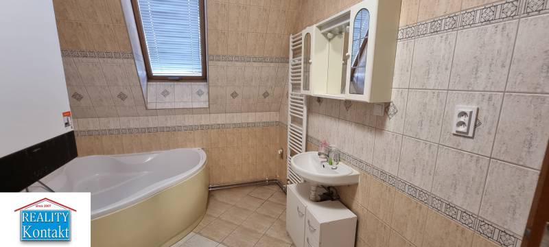 Kiadó 3 szobás lakás, 3 szobás lakás, Nové Zámky, Szlovákia