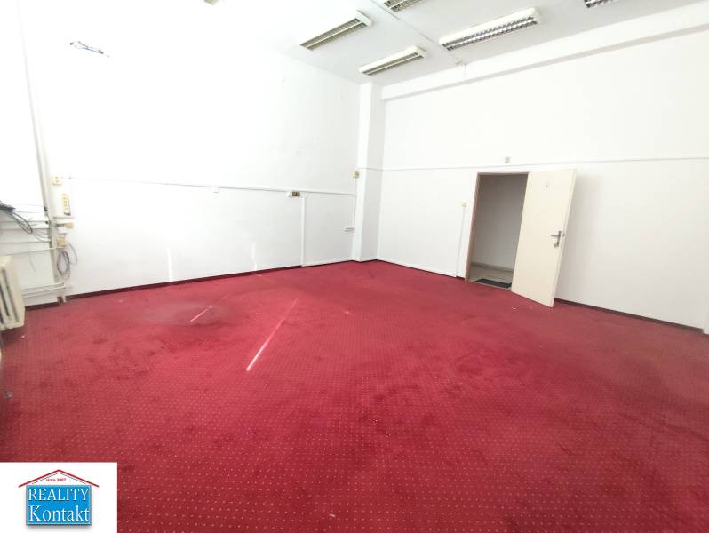 Kiadó Irodahelység, Irodahelység, Nové Zámky, Szlovákia