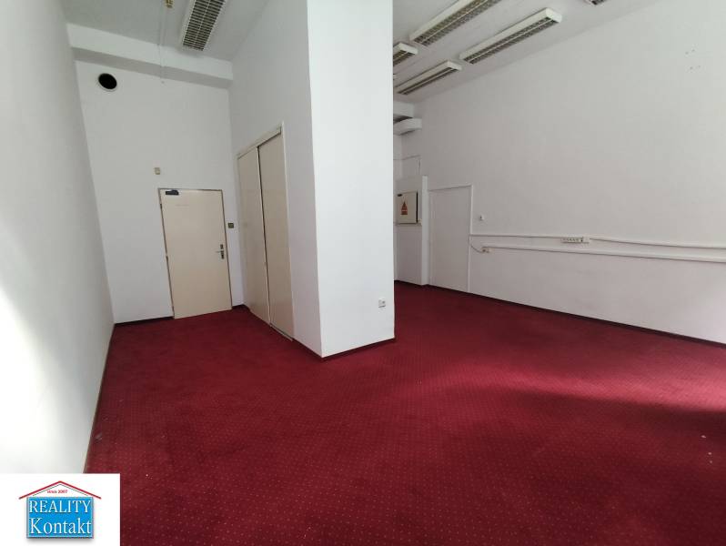 Kiadó Irodahelység, Irodahelység, Nové Zámky, Szlovákia