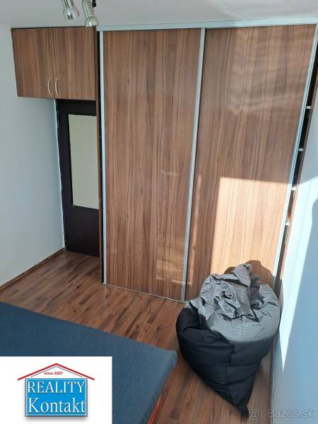 Kiadó 2 szobás lakás, 2 szobás lakás, Nové Zámky, Szlovákia
