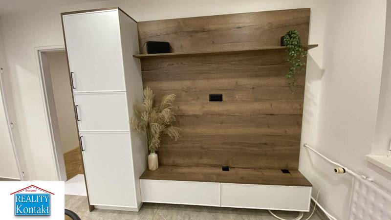 Kiadó 1 szobás lakás, 1 szobás lakás, Nové Zámky, Szlovákia