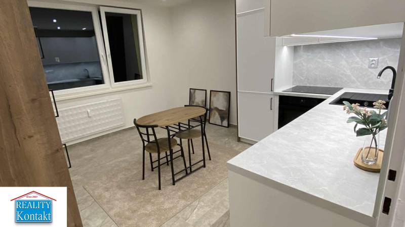 Kiadó 1 szobás lakás, 1 szobás lakás, Nové Zámky, Szlovákia