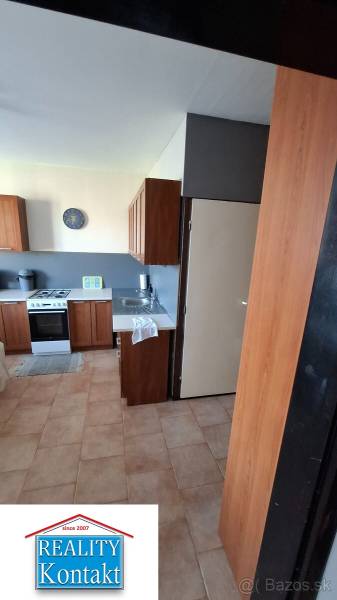 Kiadó 1 szobás lakás, 1 szobás lakás, Nové Zámky, Szlovákia