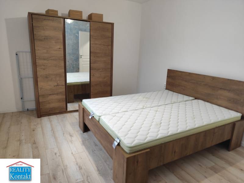 Kiadó 2 szobás lakás, 2 szobás lakás, Nové Zámky, Szlovákia